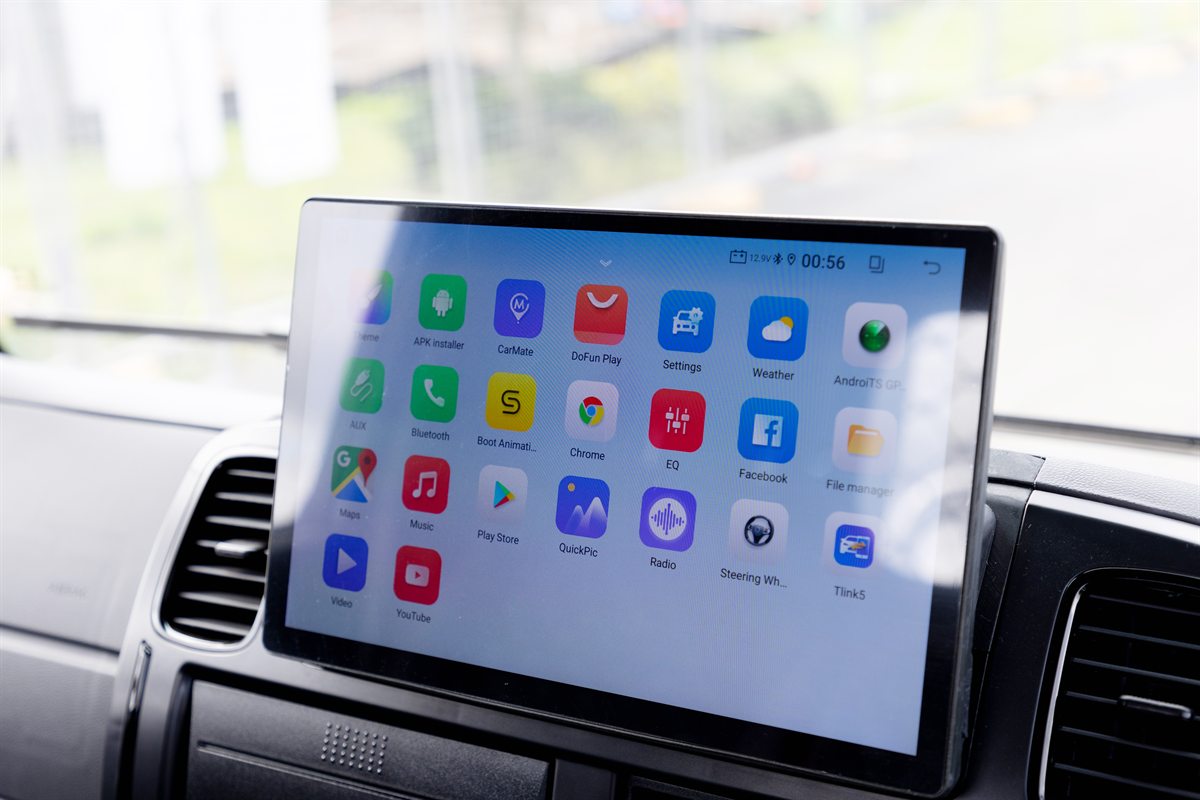 Captain 45 big-screen infotainment
